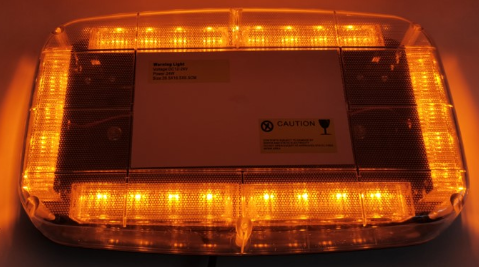 BALIZA RECTANGULAR LED 12V - 24V COLOR AMBAR CON CONEXION A TOMA 12V